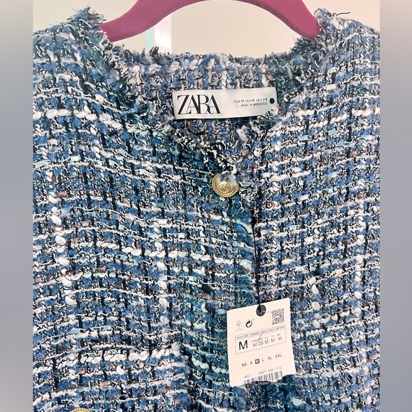 Zara Blue Tweed Blazer with Gold Buttons - Picture 4 of 6